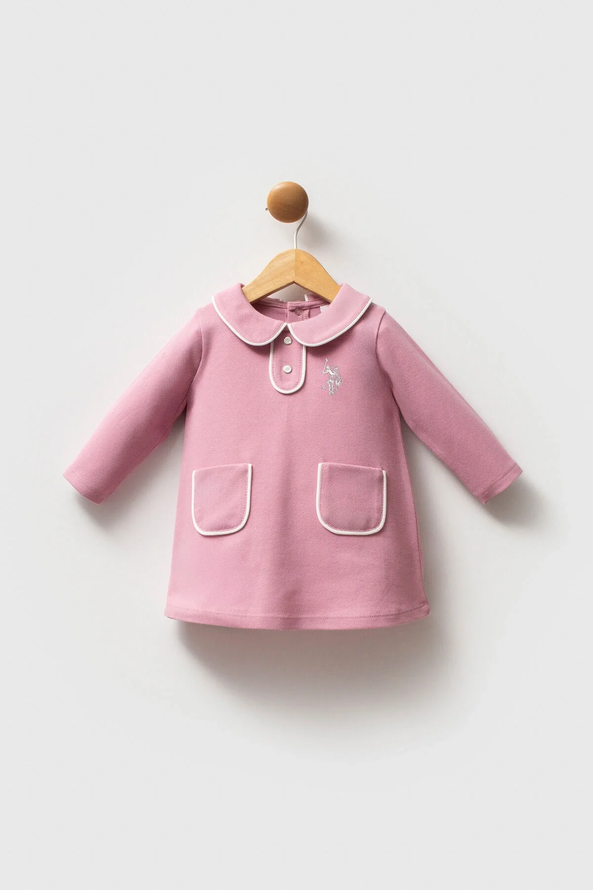 Kız Bebeklerinize Perfect Fit Olan Stil İyiliğini Sunan U.S. Polo Assn Pembe Elbise